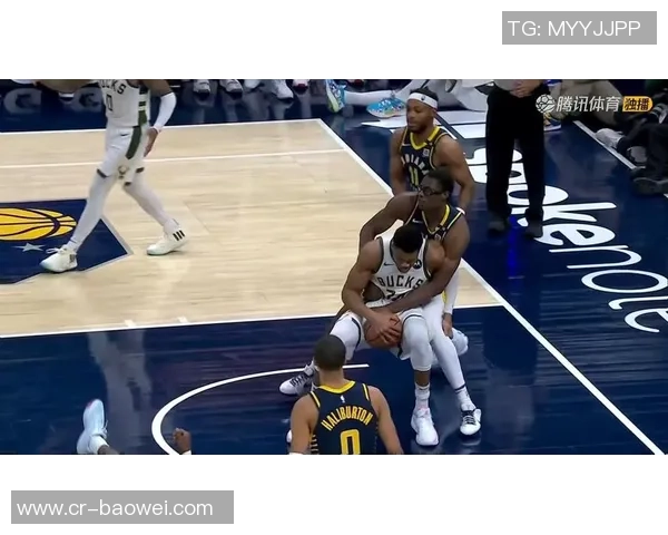 字母哥质疑裁判为何不将比赛用球交给蒂耶罗的原因解析