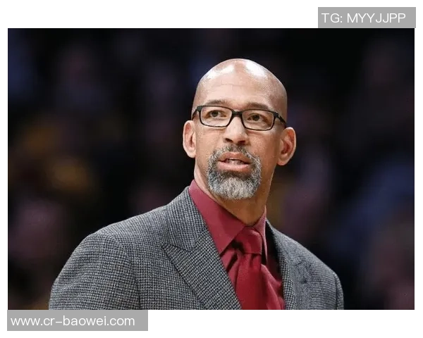 太阳主帅赞马威表现出色称其不断设定新目标并严格要求自己 太阳主帅赞马威表现出色称其不断设定新目标并严格要求自己