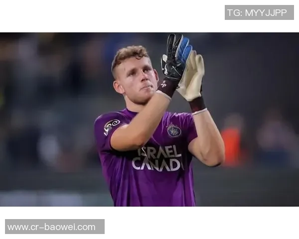 佩雷茨即将加盟南安普顿正在进行体检买断费用约800万欧 佩雷茨即将加盟南安普顿正在进行体检买断费用约800万欧