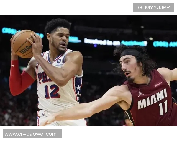 哈克斯本赛季替补表现惊艳第12次得分20领跑全联盟