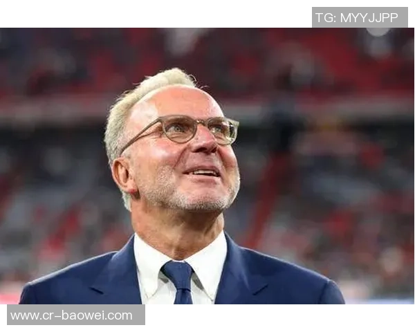 鲁梅尼格荣获巴伐利亚州长个人奖赞扬其对德国足球的杰出贡献 鲁梅尼格荣获巴伐利亚州长个人奖赞扬其对德国足球的杰出贡献