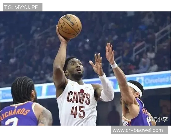 米切尔第三节火力全开单节砍下16分并贡献3抢断助力球队表现出色 米切尔第三节火力全开单节砍下16分并贡献3抢断助力球队表现出色